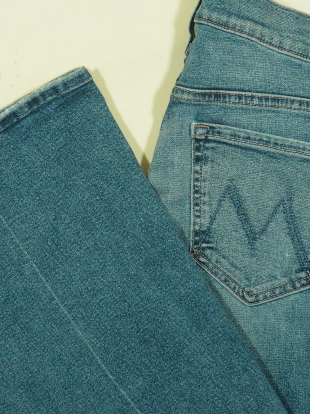 Mother The Super Cruiser Flare Leg Jeans Womens 27 Blue Going In Circles